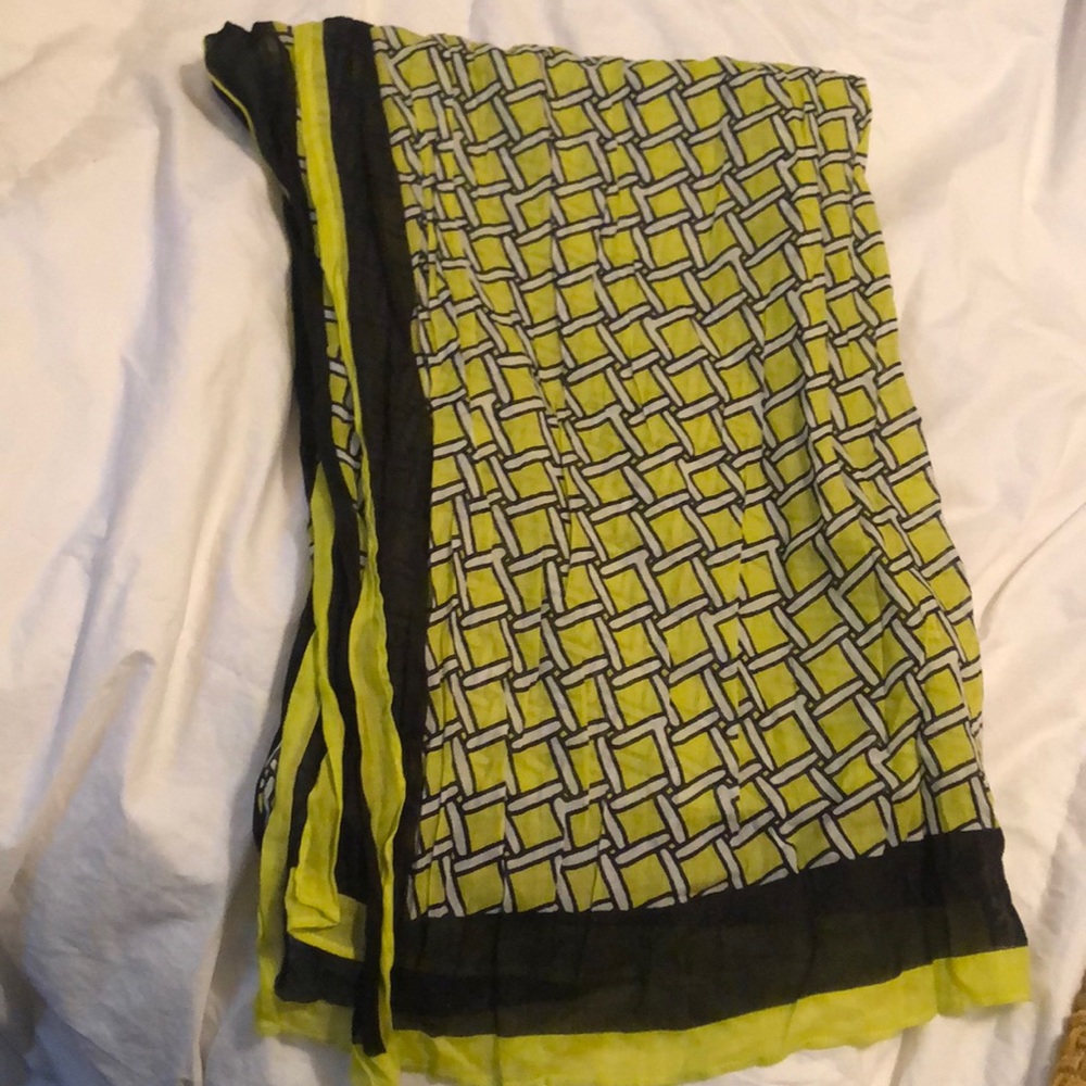 Black and green scarf